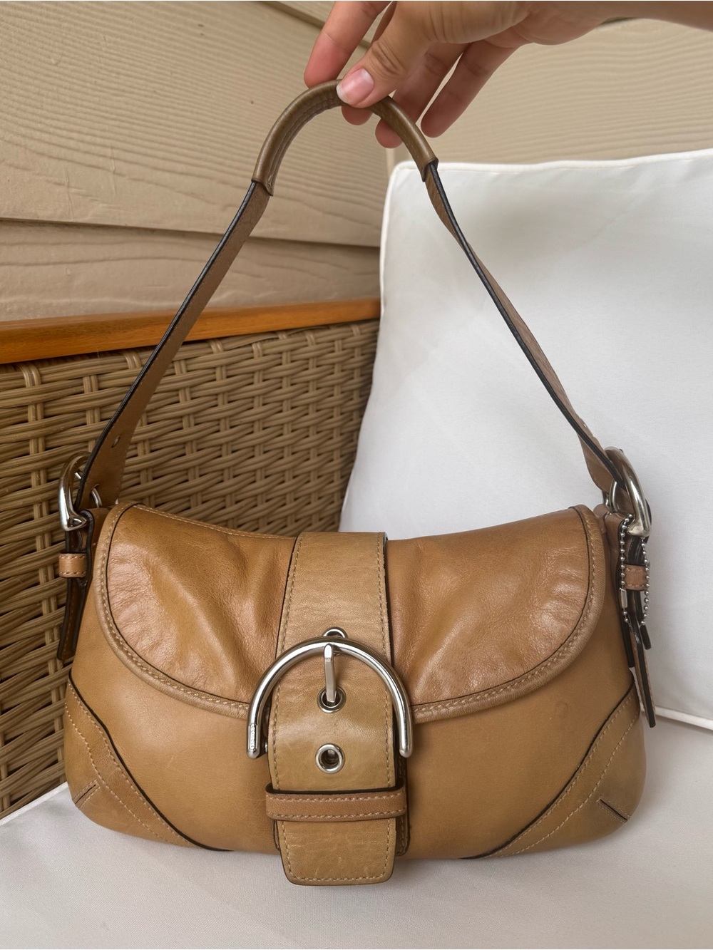 Vintage small coach soho flap shoulder bag